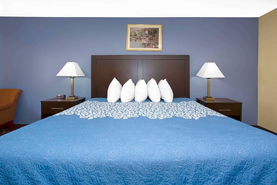 Days Inn by Wyndham North Platte