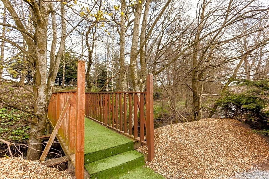 Grandeagles Extra large lodge