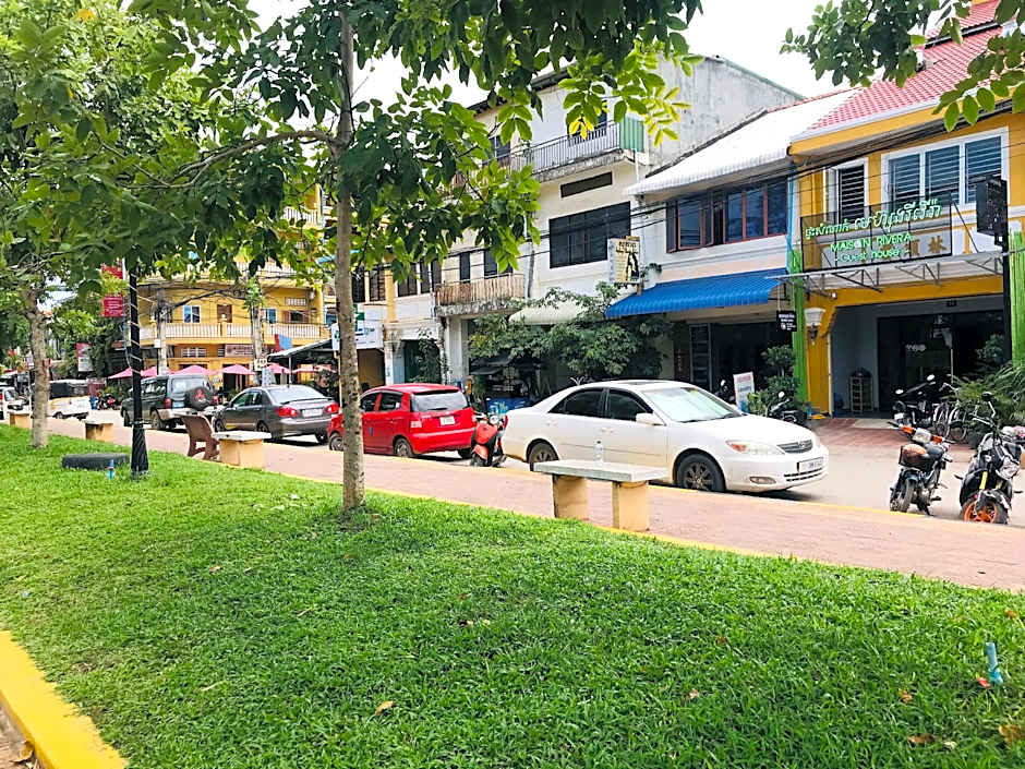 Maison Rivera Guest House