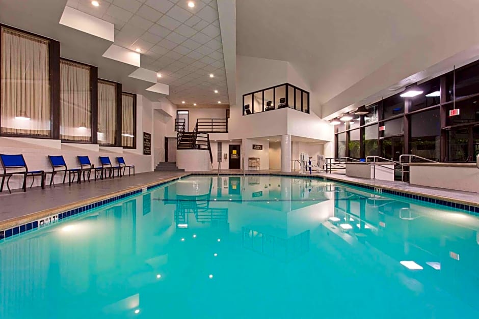 Sonesta Irvine John Wayne Airport