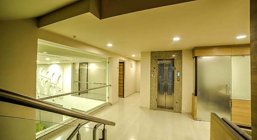 Hotel The Basil Park