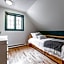 Chalet Mont Cascades w/ Spa & Fibre Optic Internet