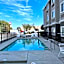 La Quinta Inn & Suites by Wyndham Tulare