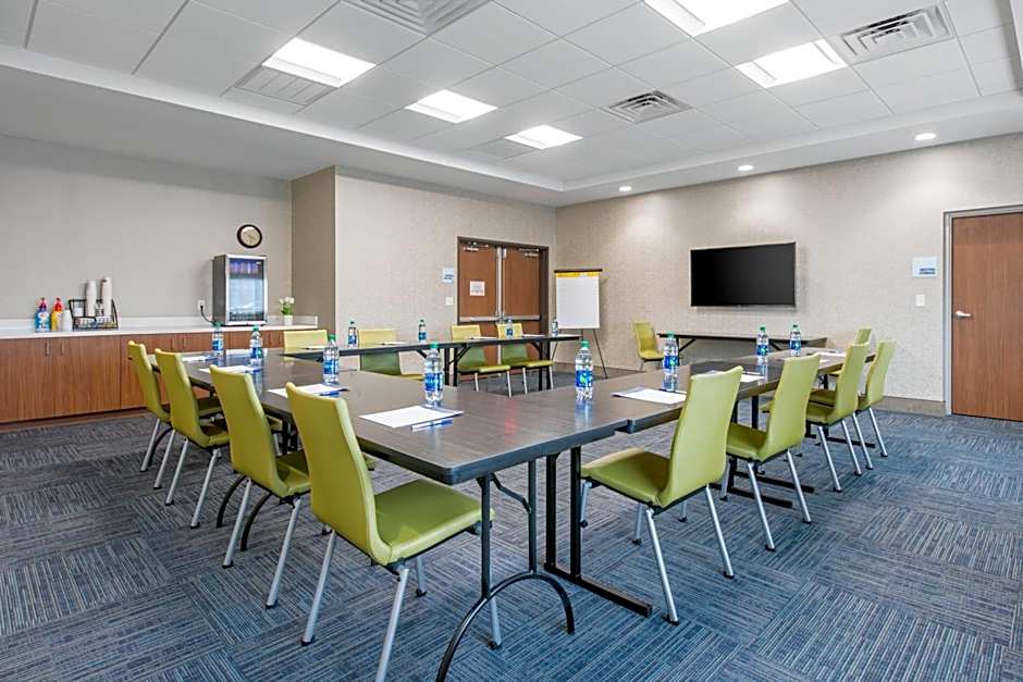Holiday Inn Express & Suites Alachua - Gainesville Area By IHG