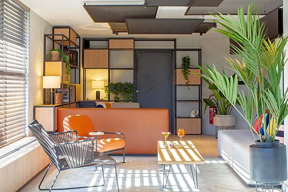 Ibis Nice Aéroport Promenade des Anglais