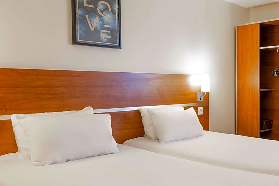 Comfort Hotel Aeroport Lyon St Exupery