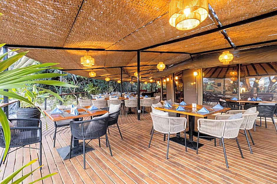 PrideInn Mara Camp & Cottages