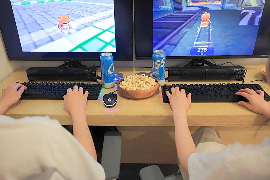 Nomad Aank Hotel Gumi