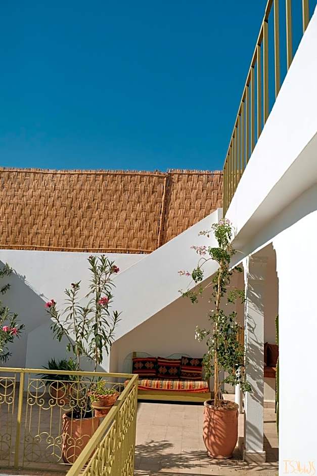 Riad Yu Yu