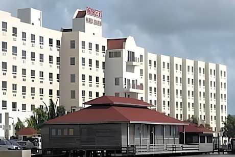 2 Queen Beds Ocean View