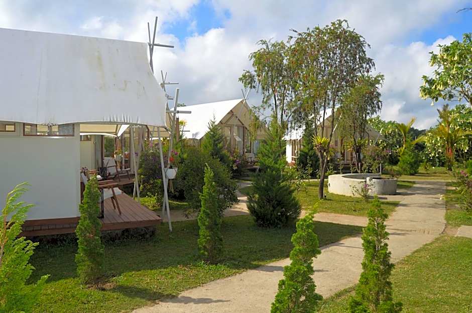 Svargan Lakeside Glamping
