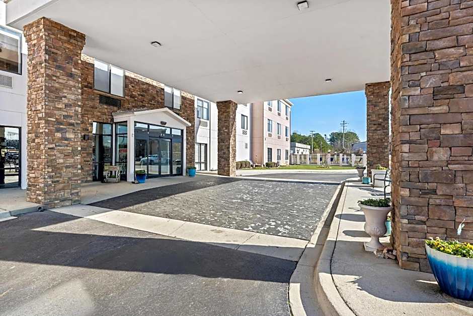 Comfort Suites Cullman I-65 Exit 310