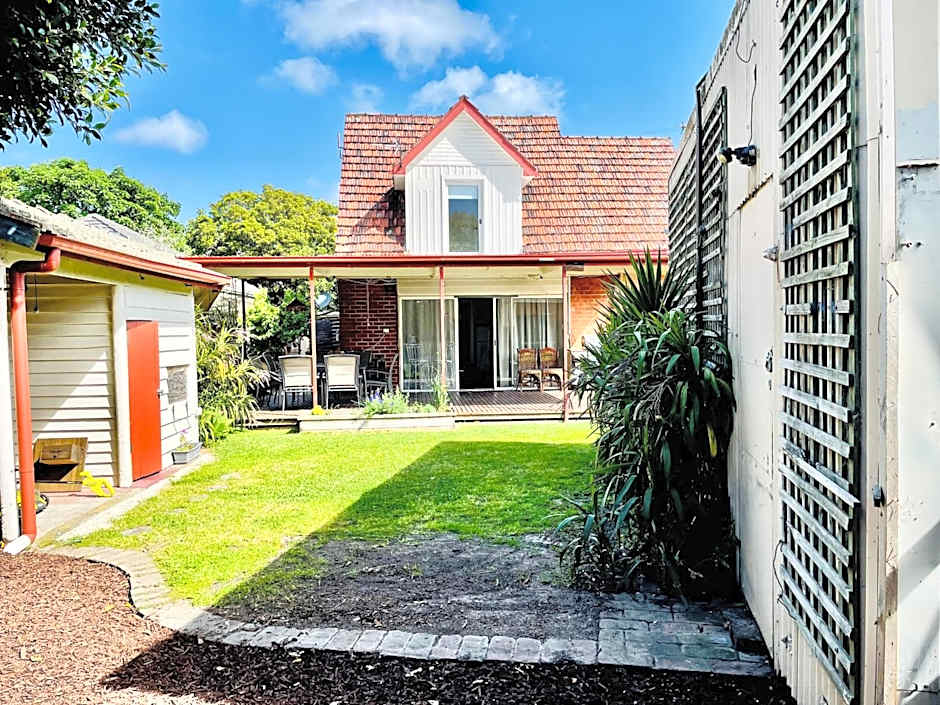 Rosehaven on Rosebud