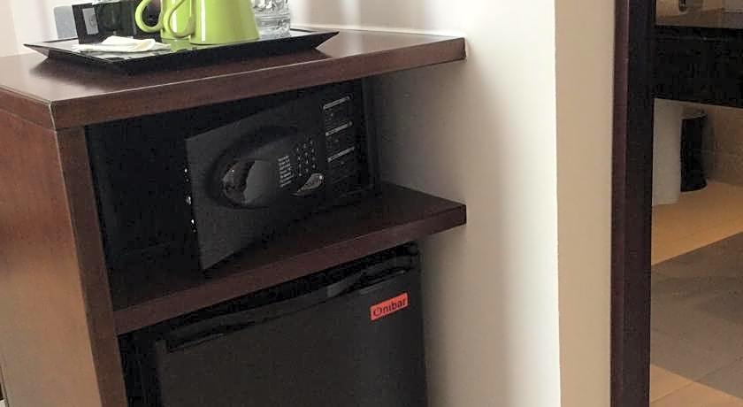 PrimeBiz Hotel Tegal