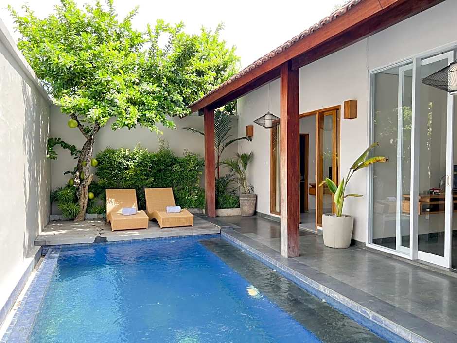 Apple Villa & Suite Seminyak