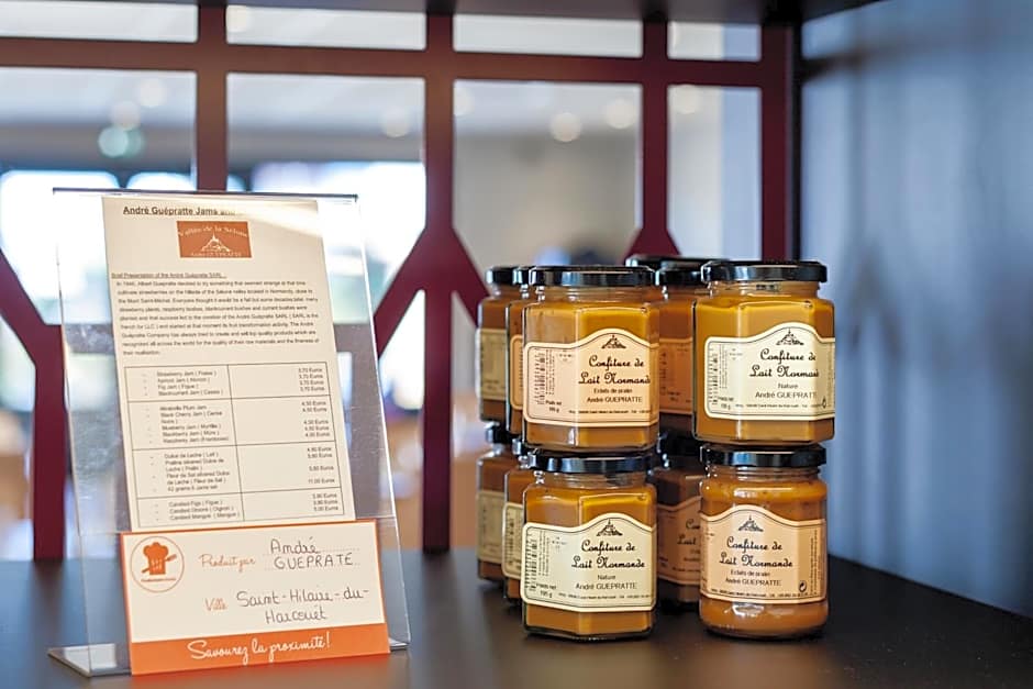 Brit Hotel Caen Nord - Mémorial