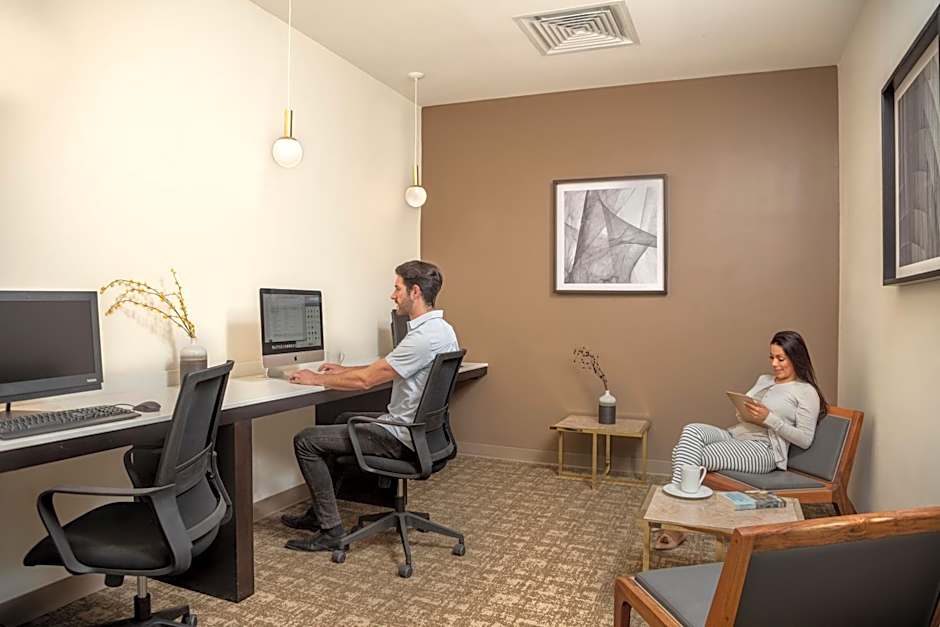 Staybridge Suites Silao By IHG