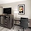 La Quinta Inn & Suites by Wyndham Goodlettsville