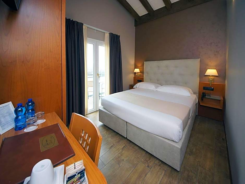 Hotel Clarin 14 by Dori