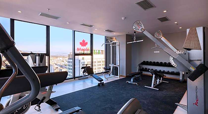 Maple Hotel & Apartment