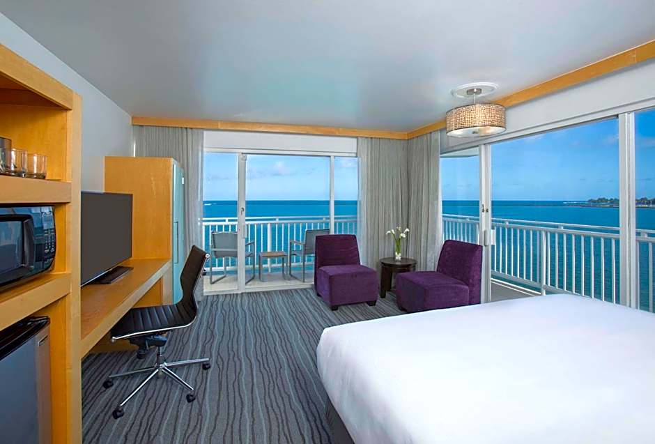 Grand Naniloa Hotel Hilo - a DoubleTree by Hilton