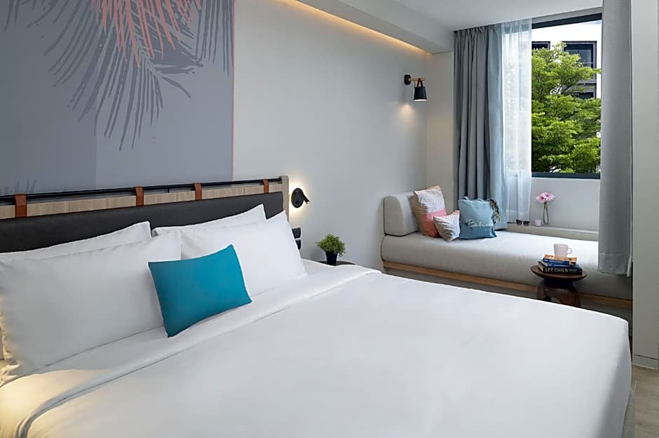 JonoX Phuket Karon Hotel