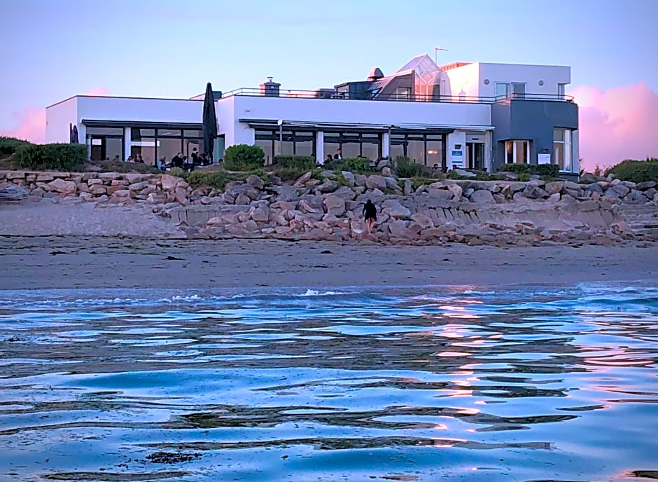 Logis Hotel & Restaurant Les Mouettes,Larmor Plage