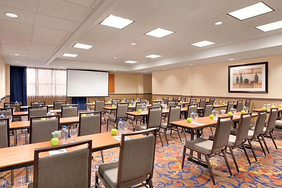 Embassy Suites By Hilton Hotel Santa Clara-Silicon Valley