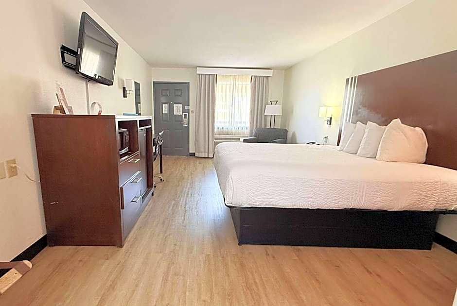 Ramada by Wyndham San Antonio Near SeaWorld/Lackland AFB