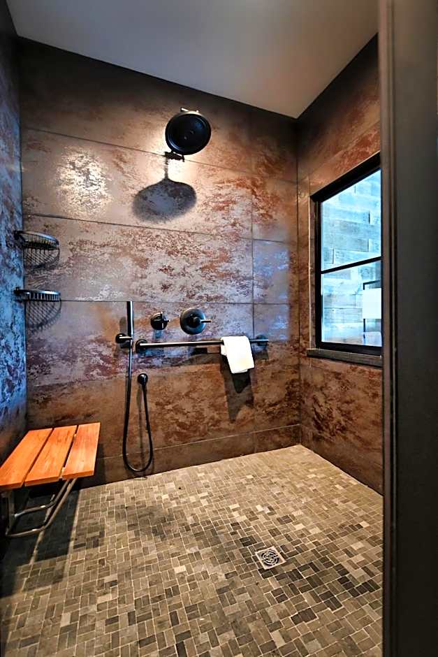 Cannery Pier Hotel & Spa
