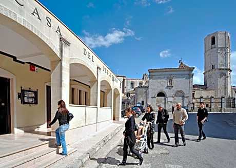 Albergo Casa Del Pellegrino