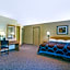 Super 8 by Wyndham Lewisburg