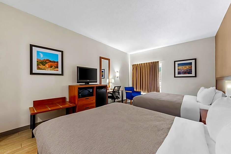Quality Inn Laredo - Nuevo Laredo