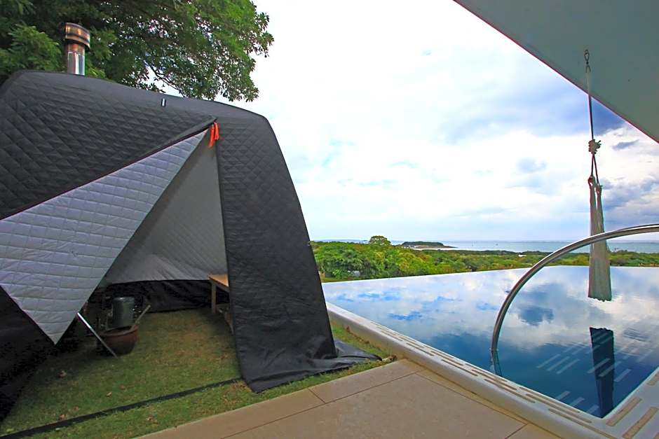 MARINX POOLVILLA NAKANDAKARI