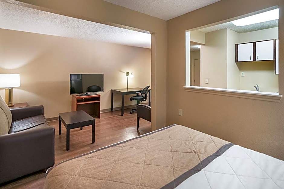 Extended Stay America Suites - Arlington - Six Flags