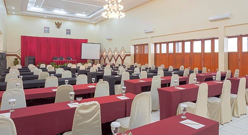 Hotel Montana Dua Malang