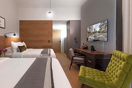 Superior Queen Room with Two Queen Beds