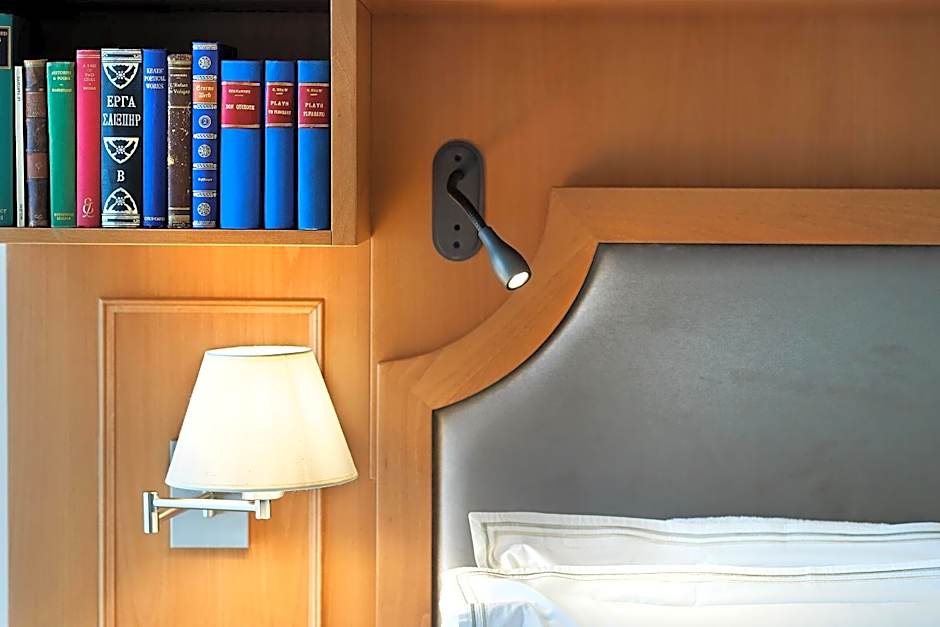 Legacy Gastro Suites