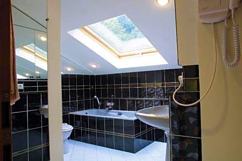 La Fischhutte, The Originals Relais