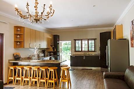 Bungalow with Splash Pool