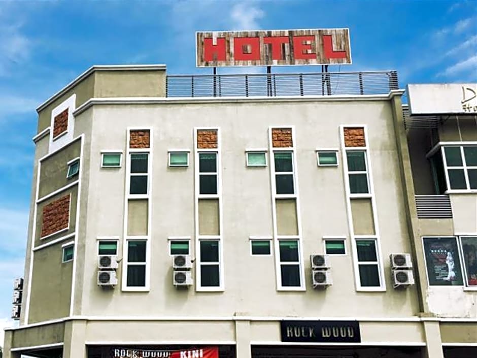 Rock Wood Hotel