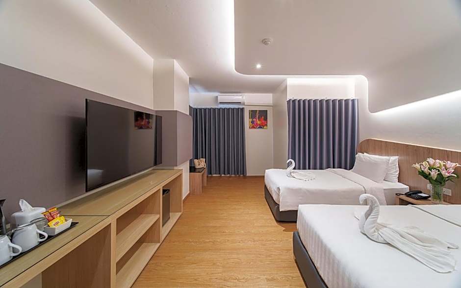 Photo 1 of 5 of Superior 2 Beds