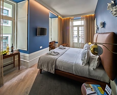 CITY VIEW ROOM