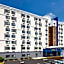 Hampton Inn Newark Airport