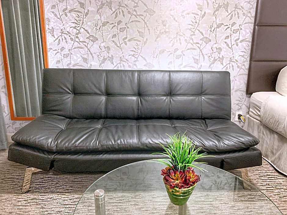 Best Western Plus Regency Inn and Conference Centre