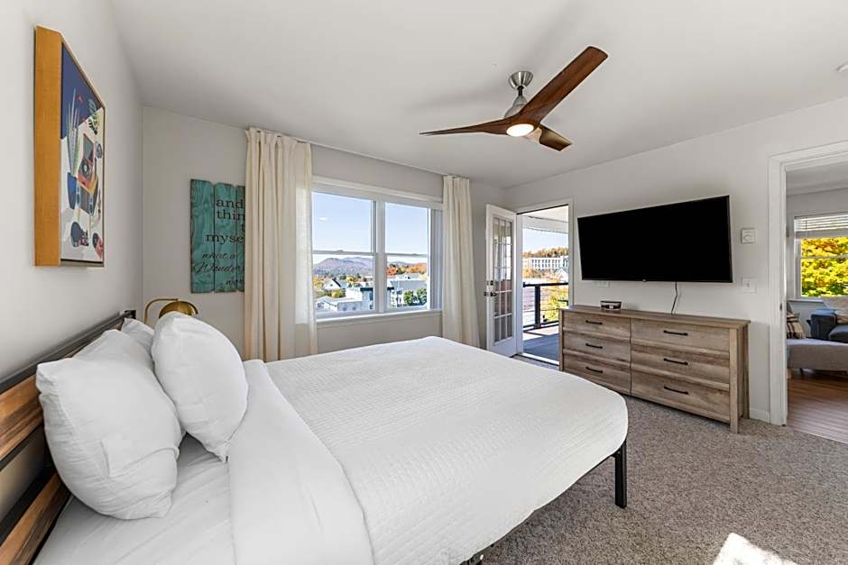 Amazing Mountain Views Lake Placid & 1980 Olympic Center