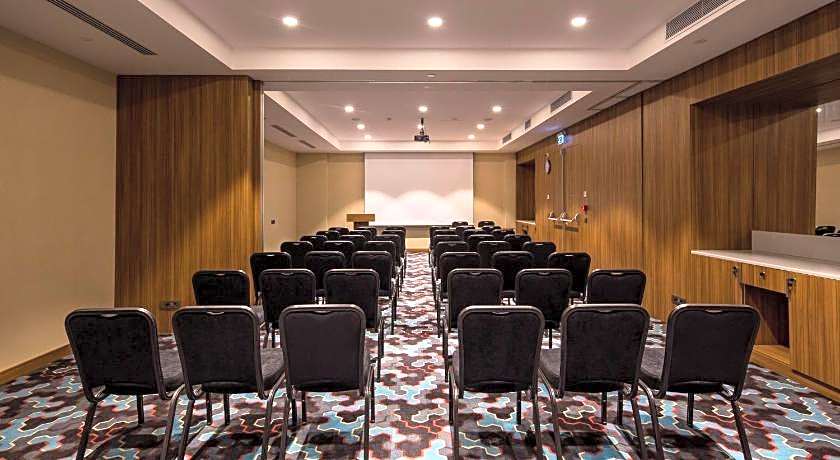 Hampton by Hilton Istanbul Kurtkoy