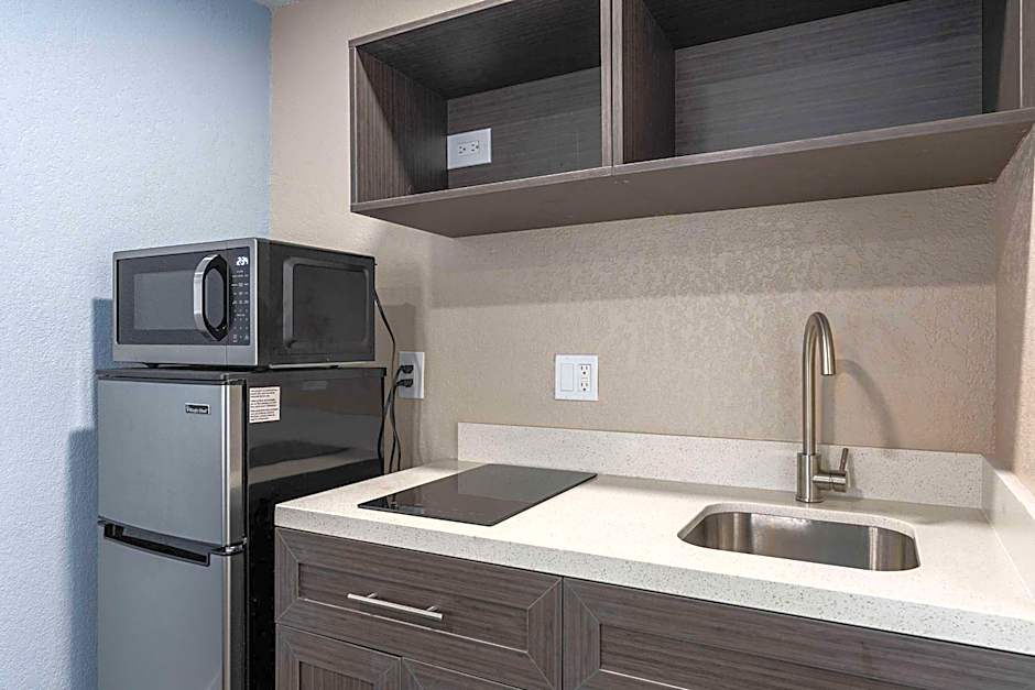 Super 8 by Wyndham Kissimmee-Orlando