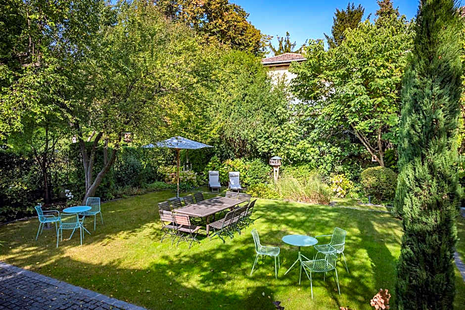 Bagatelle Gardenhouse