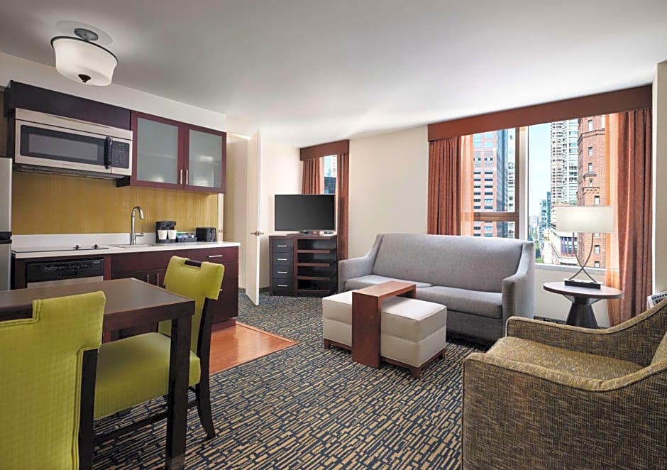 Homewood Suites By Hilton Chicago Downtown - Magnificent Mile